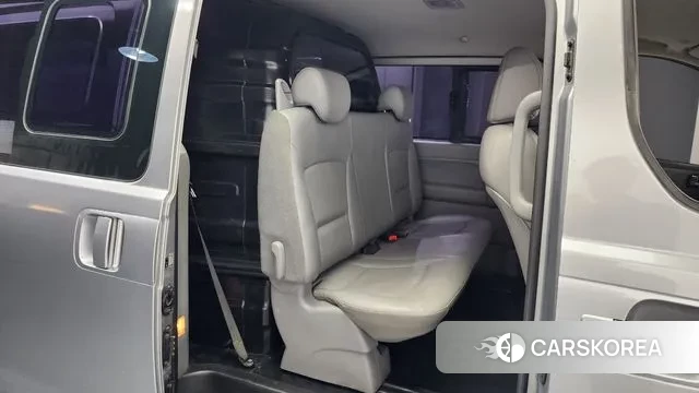 Hyundai The New Grand Starex 2018 Серебристо-серый из Кореи, фото 3