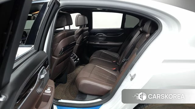 BMW 7 Series (G11) 2018 Белый из Кореи, фото 3