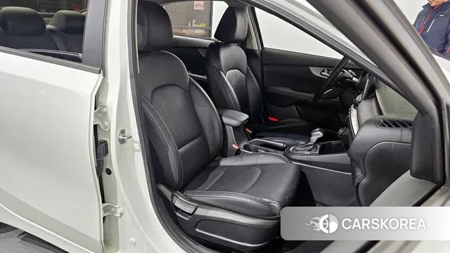 Kia Come New K3 2021 Белый из Кореи, фото 3