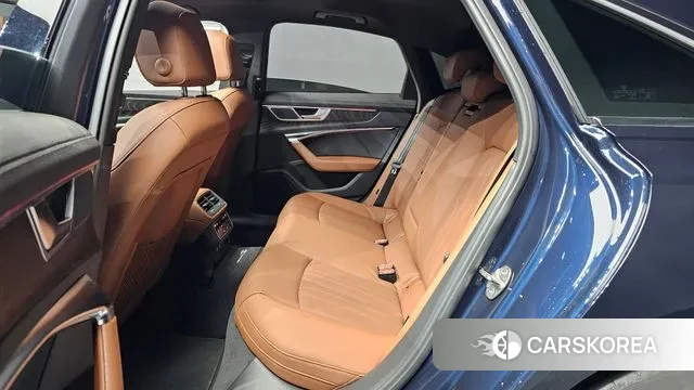 Audi A6 (C8) 2023 Черный из Кореи, фото 3