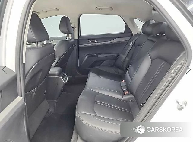 Kia The New K5 3rd generation 2024 Белый из Кореи, фото 3