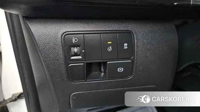 Hyundai Staria 2022 Белый из Кореи, фото 3