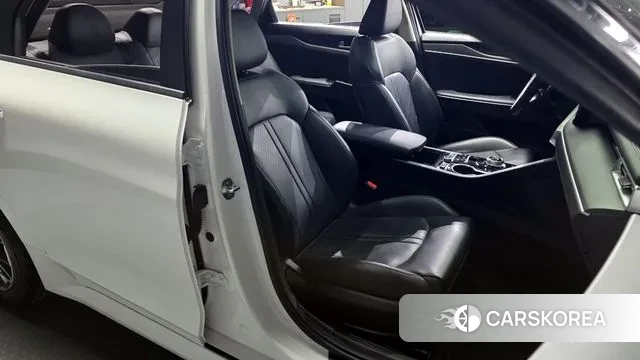 Kia K5 3rd generation 2021 Белый из Кореи, фото 3