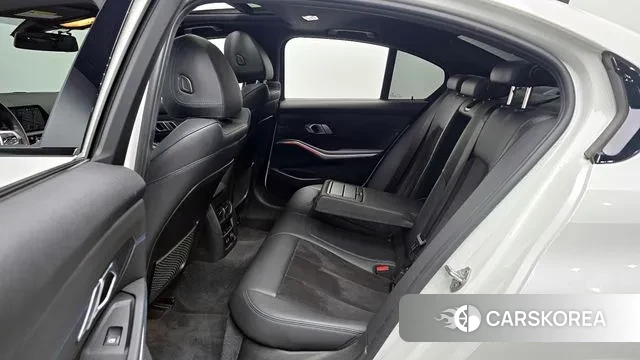 BMW 3 Series (G20) 2019 Белый из Кореи, фото 3