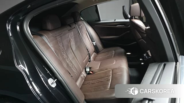 BMW 5 Series (G30) 2022 Черный из Кореи, фото 3