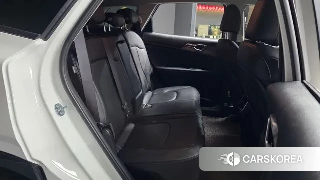 Kia Sportage 5th Generation Hybrid 2024 Белый из Кореи, фото 3