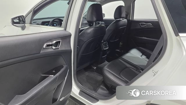 Kia Sportage 5th Generation 2021 Белый из Кореи, фото 3