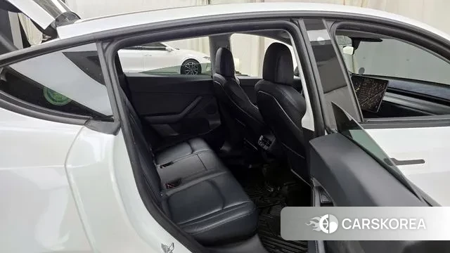 Tesla Model Y 2021 Белый из Кореи, фото 3