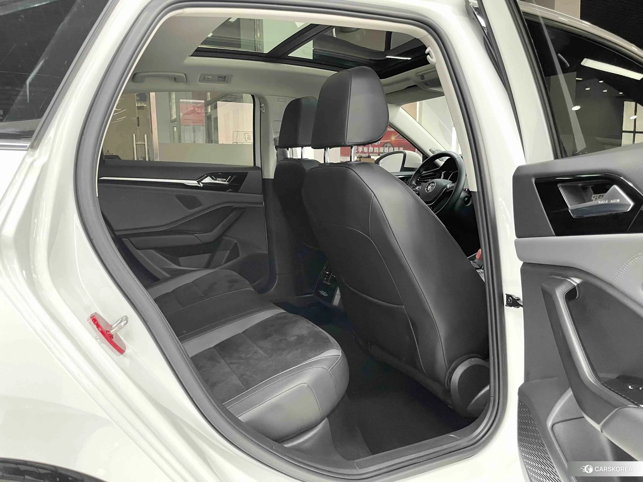 Volkswagen Sagitar 2022 Белый из Китая, фото 3