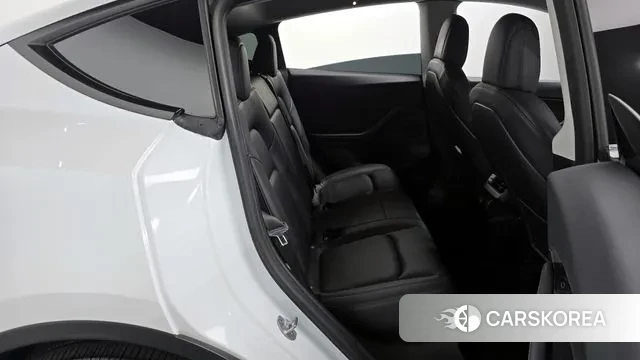 Tesla Model Y 2021 Белый из Кореи, фото 3