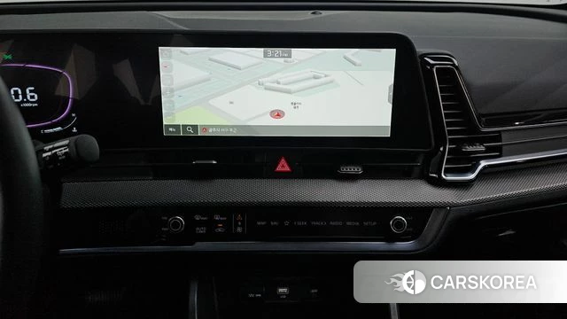 Kia Sportage 5th Generation 2022 Белый из Кореи, фото 3