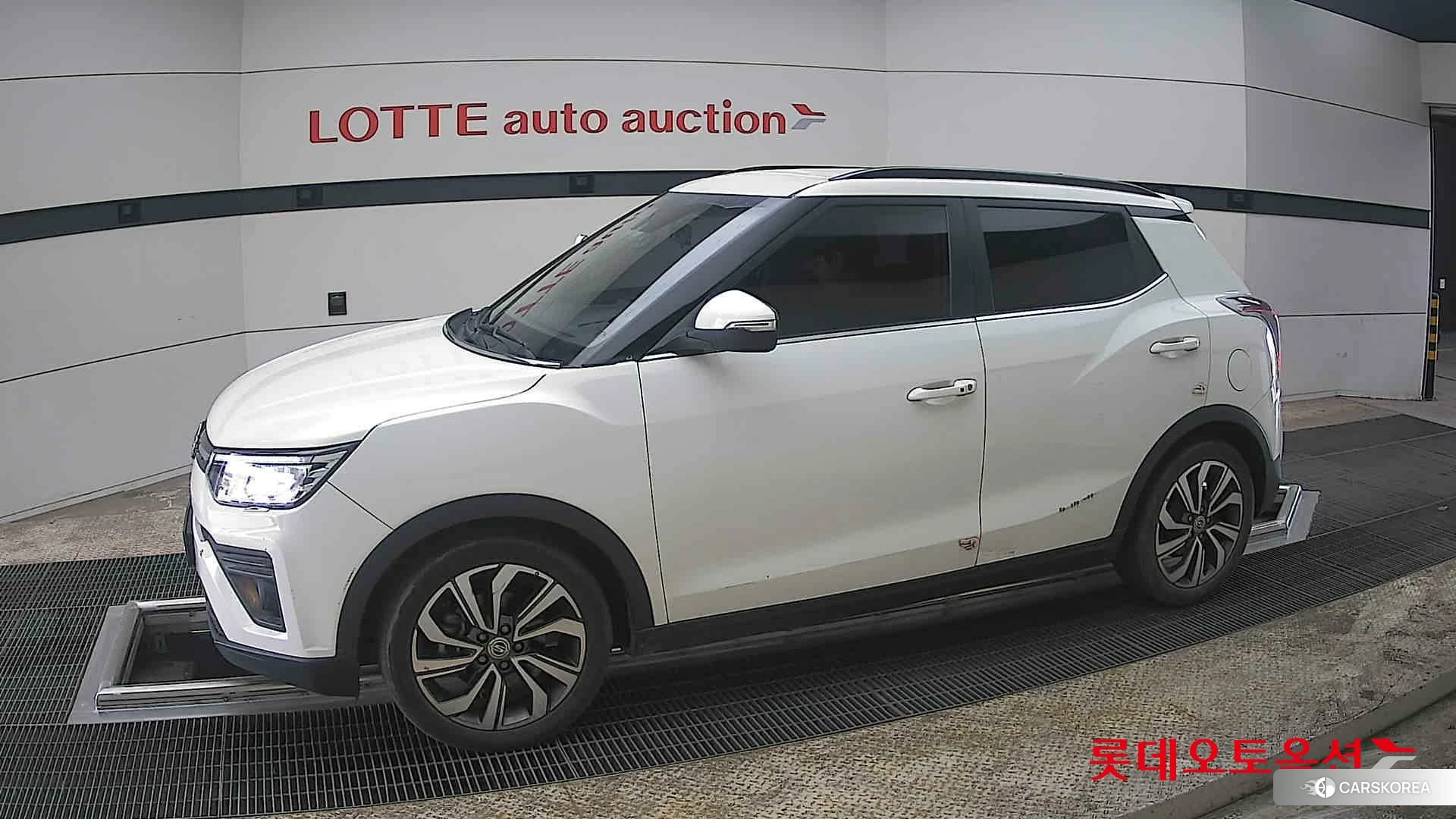 SsangYong Tivoli 2021 Grand White из Кореи, фото 3