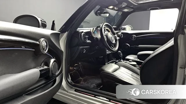 Mini Cooper S 2021 Белый из Кореи, фото 3