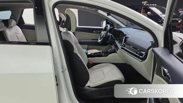 Kia Sportage 5th Generation 2022 Белый из Кореи, фото 3