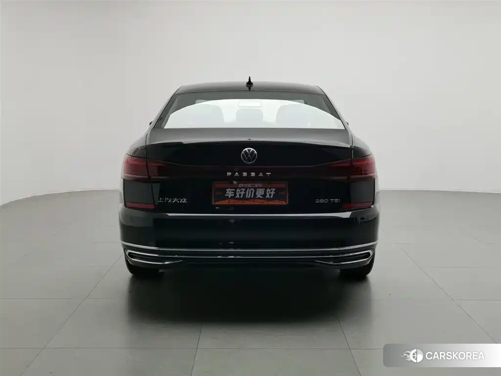 Volkswagen Passat 2023 Черный из Китая, фото 3