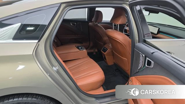 Kia The New K8 2025 Золотой из Кореи, фото 3