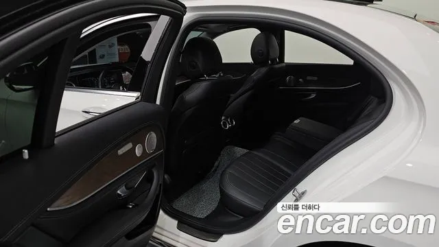 Mercedes-Benz E-Class W213 2019 Белый из Кореи, фото 3