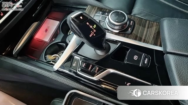 BMW 5 Series (G30) 2022 Черный из Кореи, фото 3