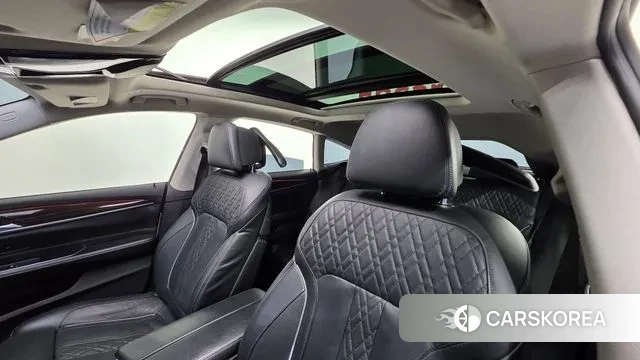 BMW 6 Series GT (G32) 2019 Серебряный из Кореи, фото 3