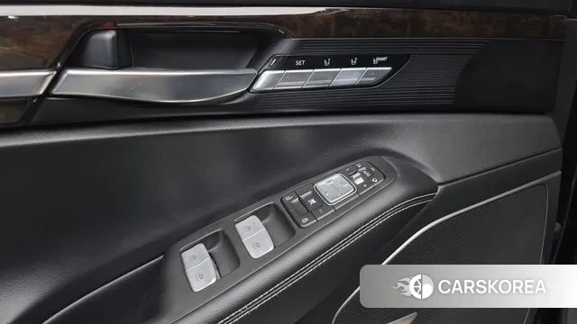 Genesis G90 2019 Черный из Кореи, фото 3