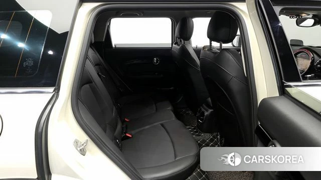 Mini Cooper Clubman 2021 Жемчужный цвет из Кореи, фото 3