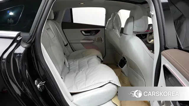 Mercedes-Benz EQE V295 2023 Черный из Кореи, фото 3