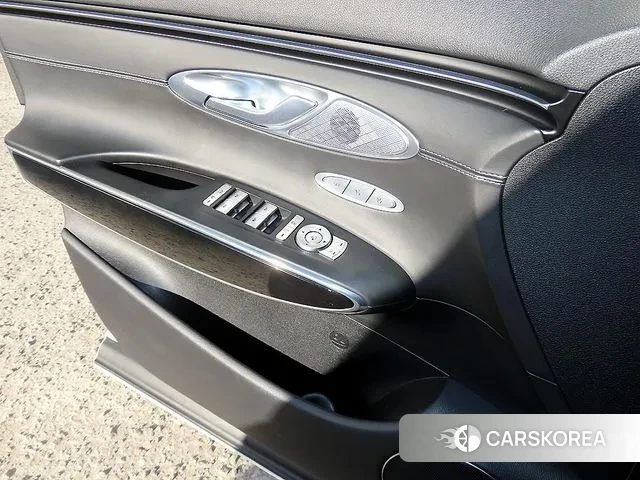 Genesis GV70 2021 Белый из Кореи, фото 3