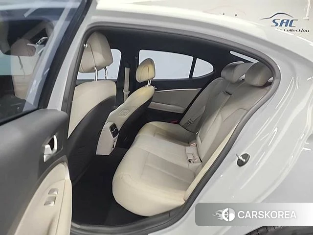 Genesis The New G70 2021 Белый из Кореи, фото 3