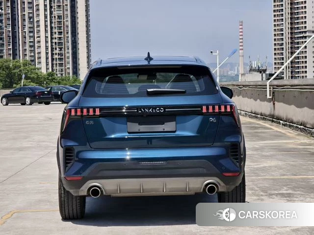 Lynk 06 2022 Синий из Китая, фото 3