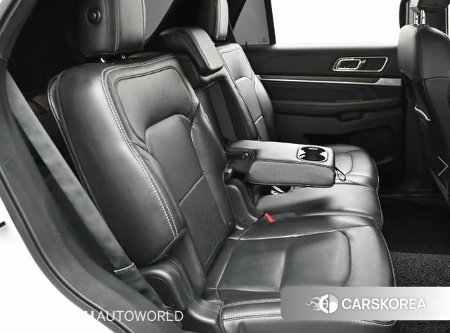 Ford Explorer 2018 Белый из Кореи, фото 3