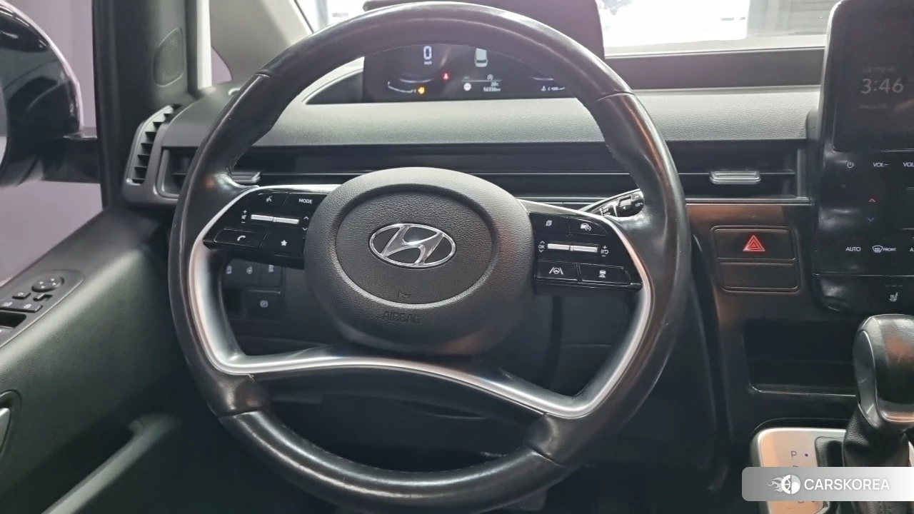 Hyundai Staria 2021 Белый из Кореи, фото 3