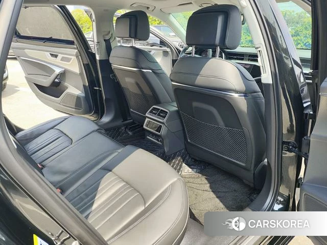 Audi A6L 2024 Черный из Китая, фото 3