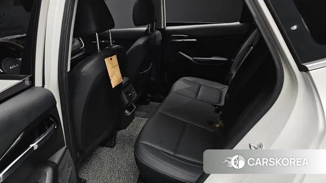 Kia Seltos 2022 Белый из Кореи, фото 3