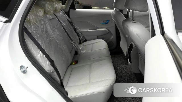 Hyundai Kona (SX2) 2023 Белый из Кореи, фото 3