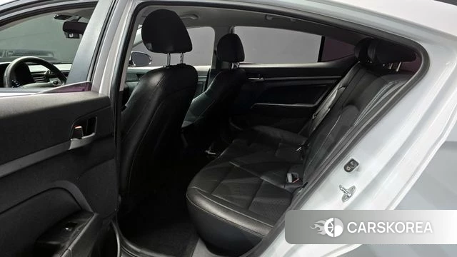 Hyundai Avante AD 2018 Белый из Кореи, фото 3