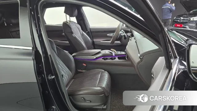 Genesis GV70 2021 Черный из Кореи, фото 3