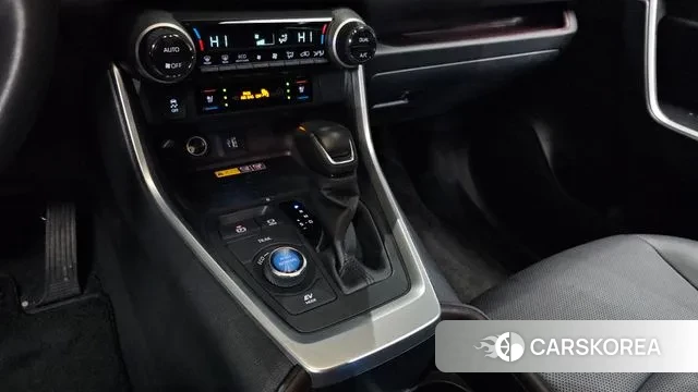 Toyota RAV4 5th Generation 2024 Белый из Кореи, фото 3