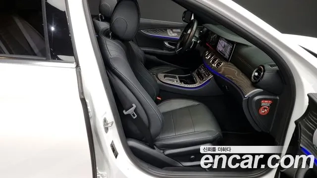 Mercedes-Benz E-Class W213 2020 Белый из Кореи, фото 3