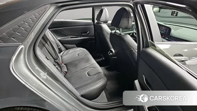 Hyundai The New Avante (CN7) 2023 Серый из Кореи, фото 3