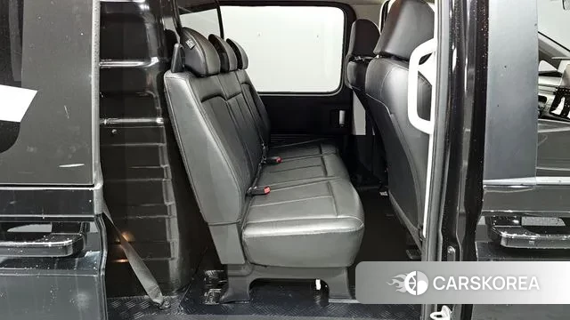 Hyundai Staria 2022 Черный из Кореи, фото 3