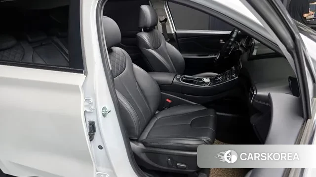 Hyundai The New Santa Fe 2021 Белый из Кореи, фото 3