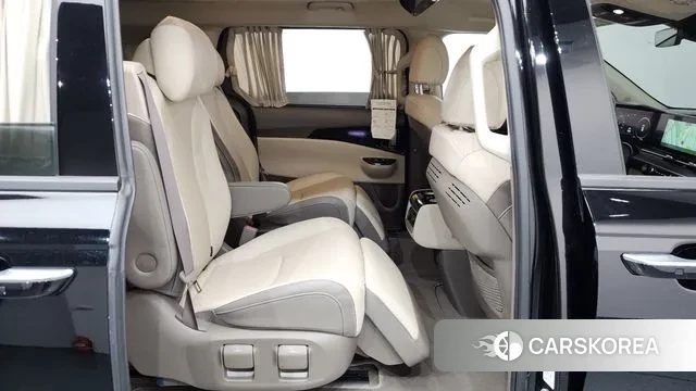 Kia Carnival 4th generation 2023 Черный из Кореи, фото 3