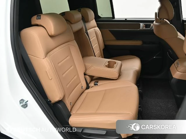Hyundai Santa Fe (MX5) 2024 Белый из Кореи, фото 3