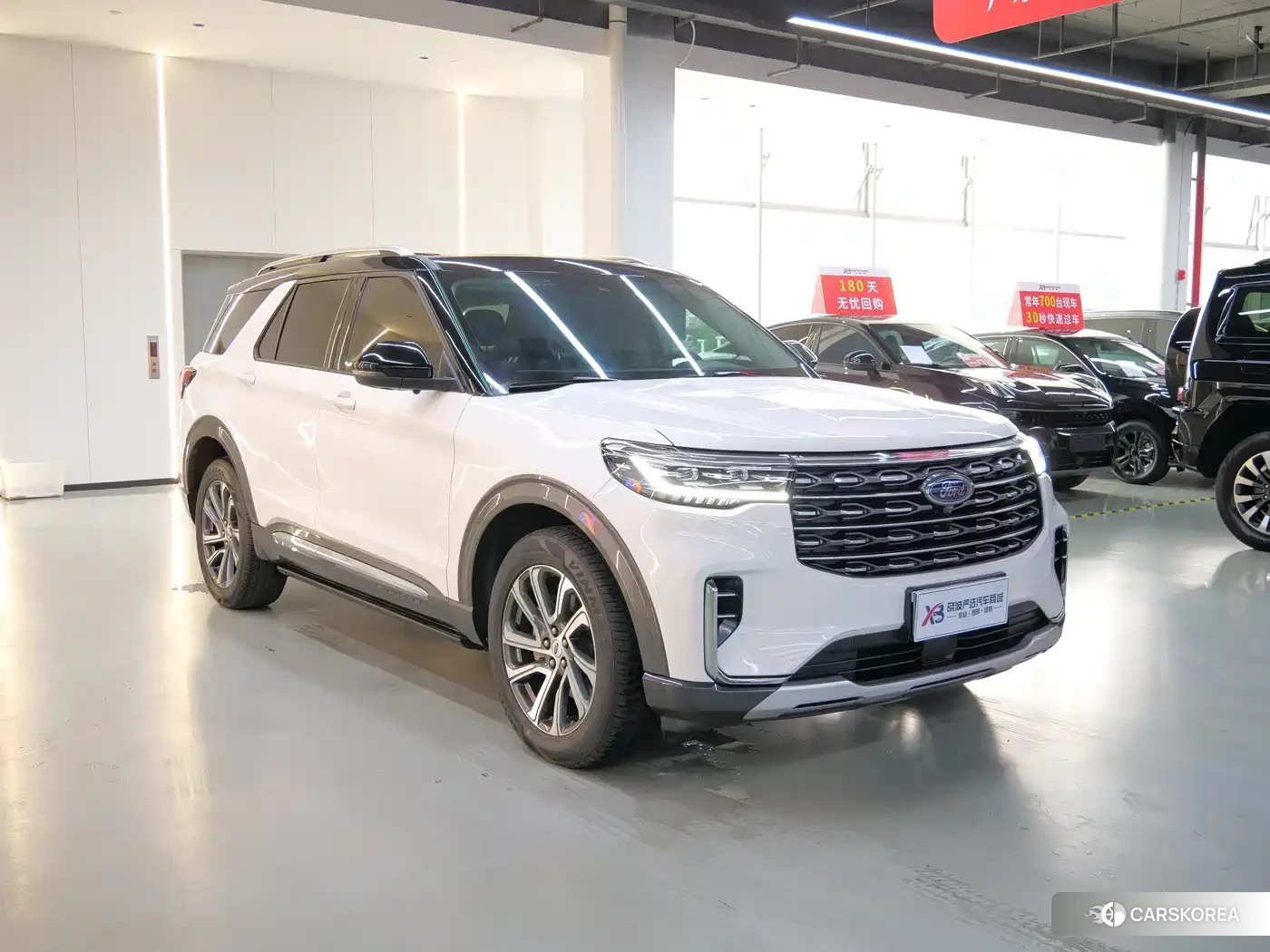 Ford Explorer 2024 Белый из Китая, фото 3