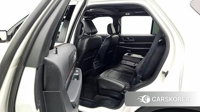 Ford Explorer 2019 Белый из Кореи, фото 3