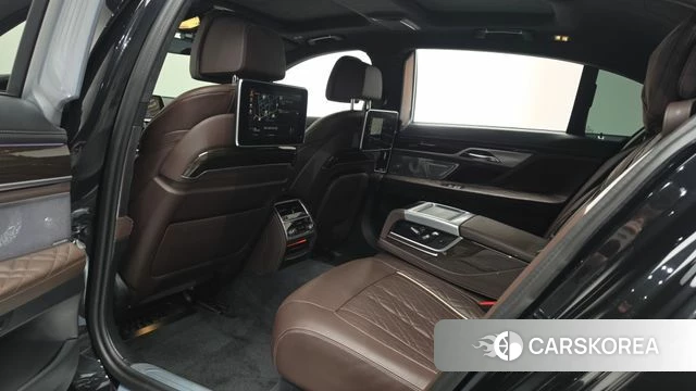BMW 7 Series (G11) 2022 Серый из Кореи, фото 3