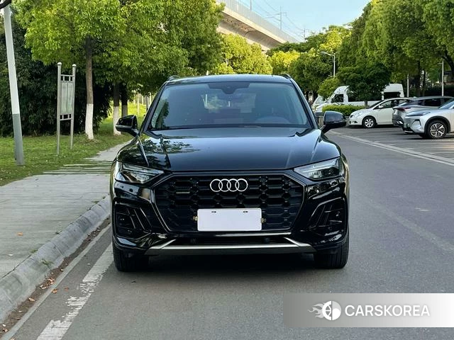 Audi Q5L 2023 Черный из Китая, фото 3