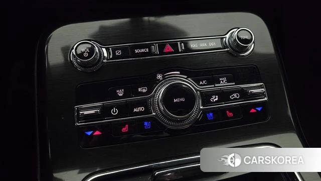 Lincoln Nautilus First generation 2022 Белый из Кореи, фото 3