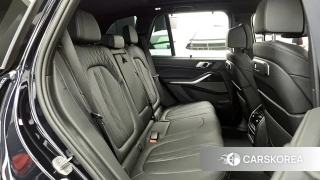 BMW X5 (G05) 2024 Черный из Кореи, фото 3