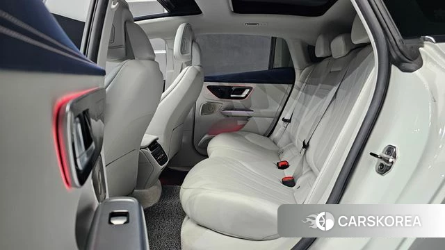 Mercedes-Benz EQE V295 2023 Белый из Кореи, фото 3